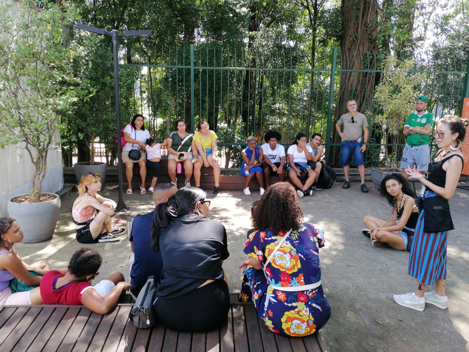 Nos jardins do SESC Ipiranga